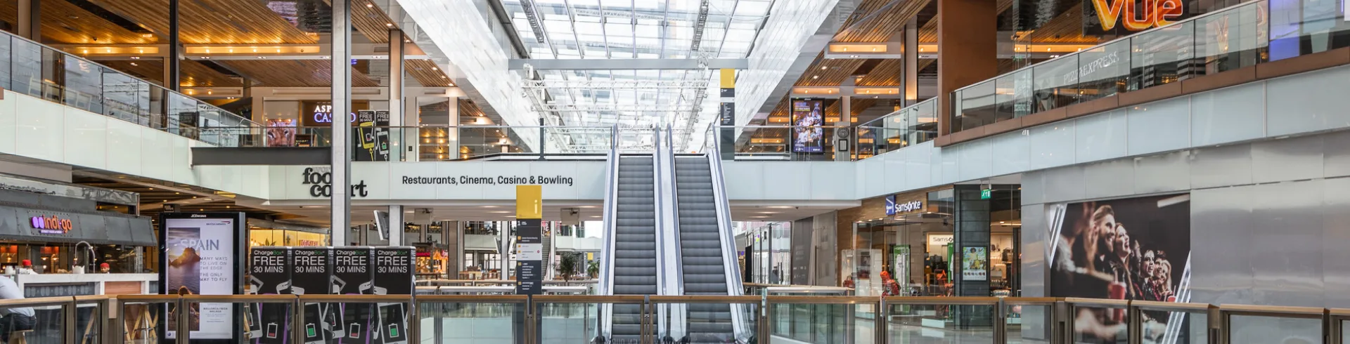 Retail in Hemel Hempstead available for sale